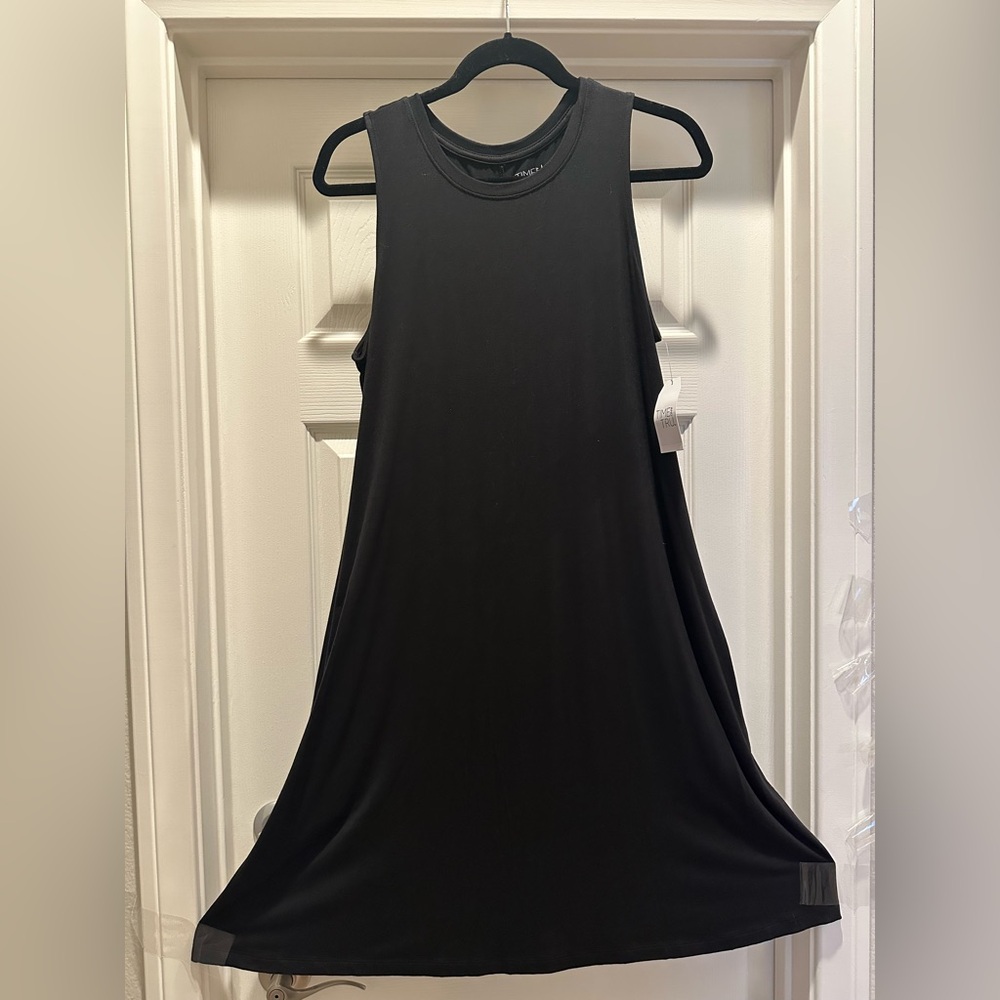Women’s Time and Tru Sleeveless Black Dress